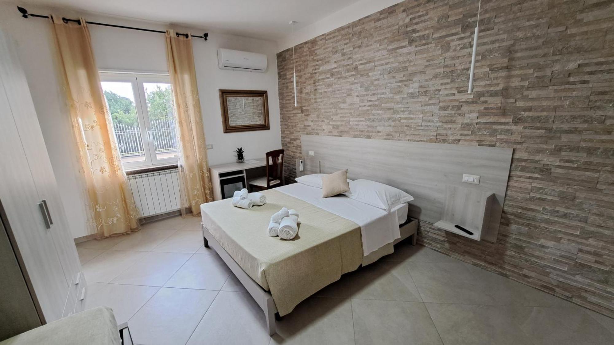 Hera Tropea Rooms מראה חיצוני תמונה