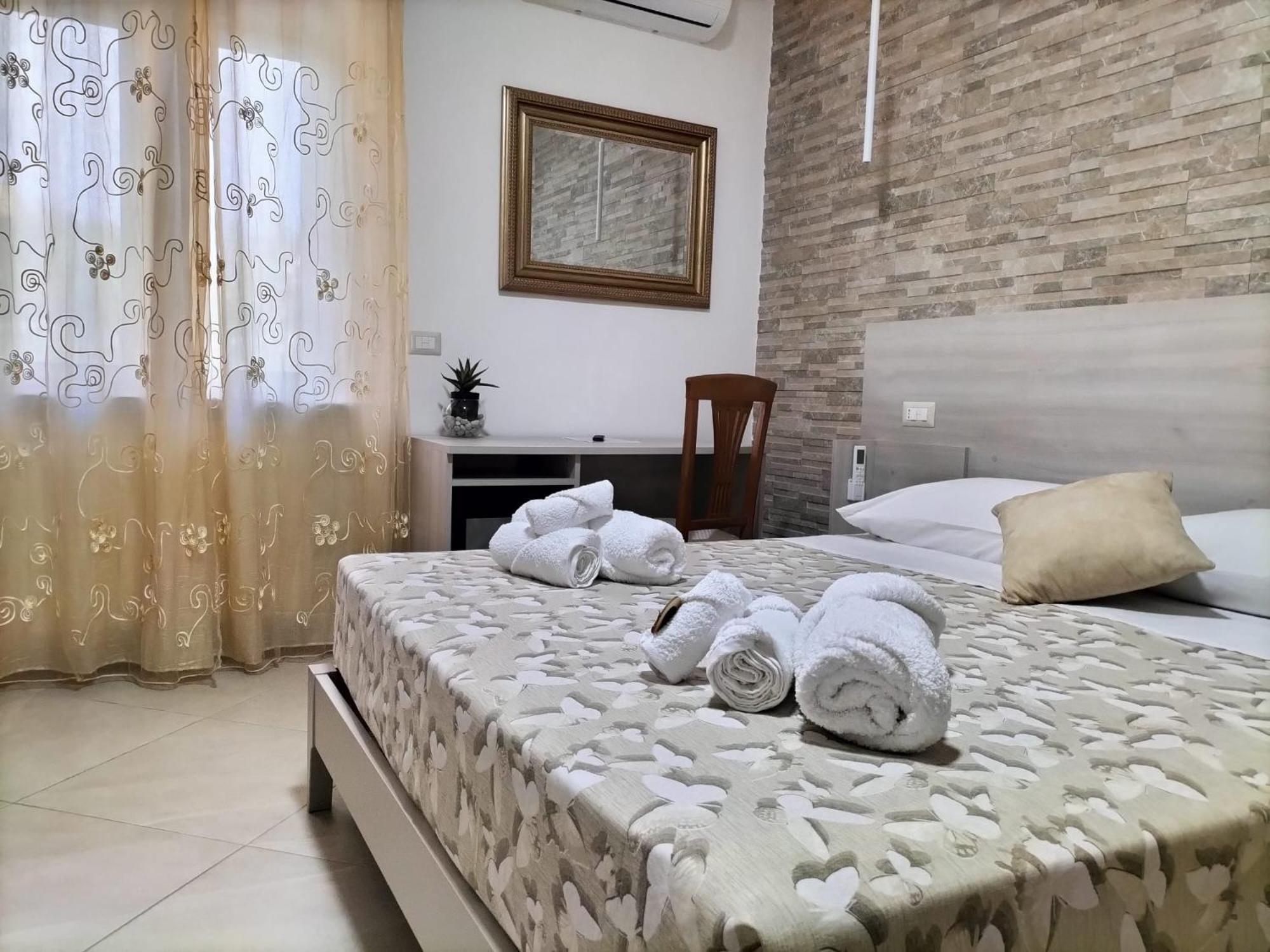 Hera Tropea Rooms מראה חיצוני תמונה