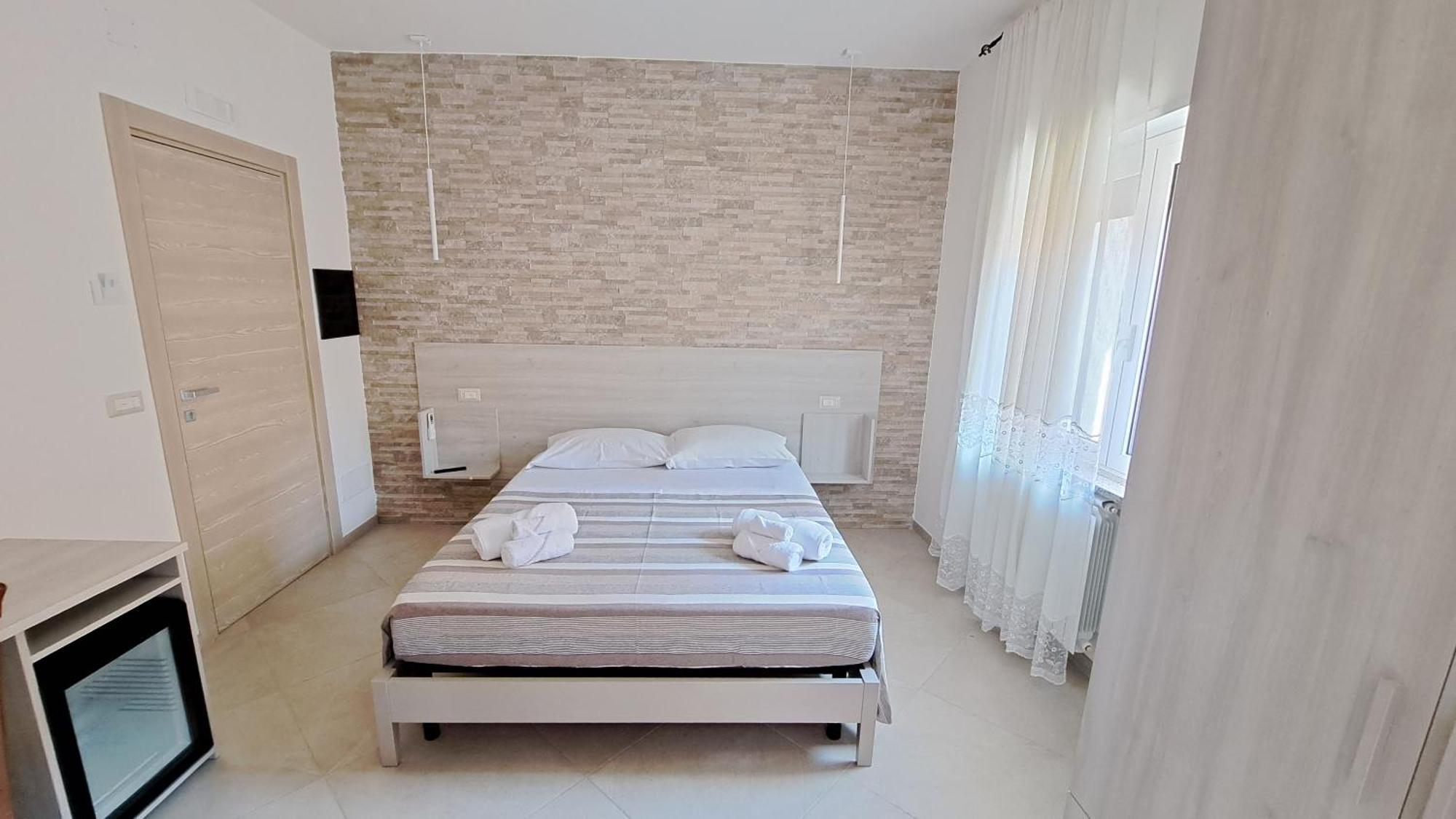 Hera Tropea Rooms מראה חיצוני תמונה